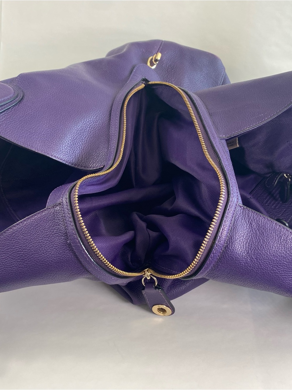 Coach Deep Purple Leather Shoulder Bag with Embossed Carriage - Picture 14 of 16
